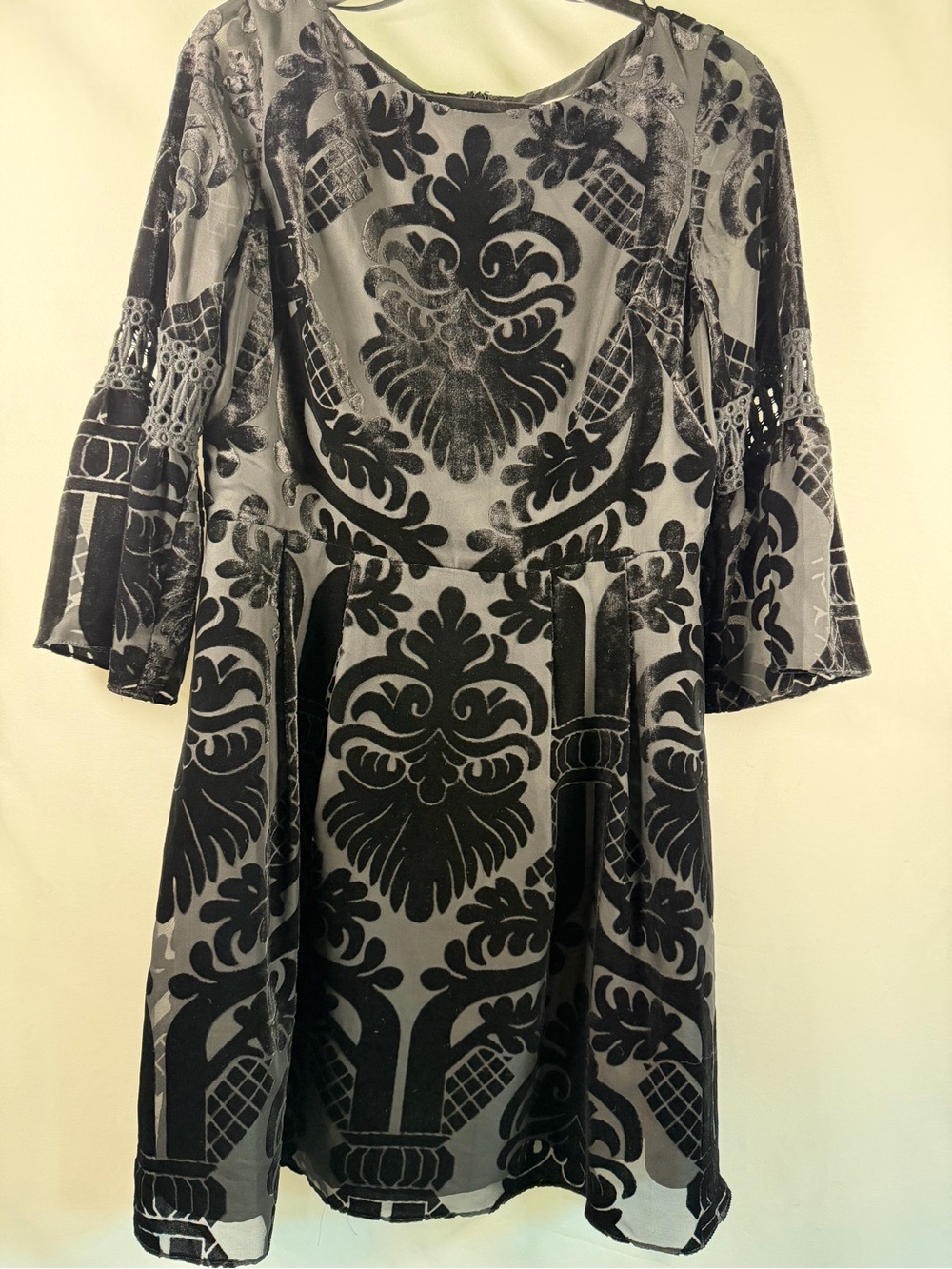 Eliza J Black Velvet Burnout Fit & Flare Bell Sleeve Dress Size 10